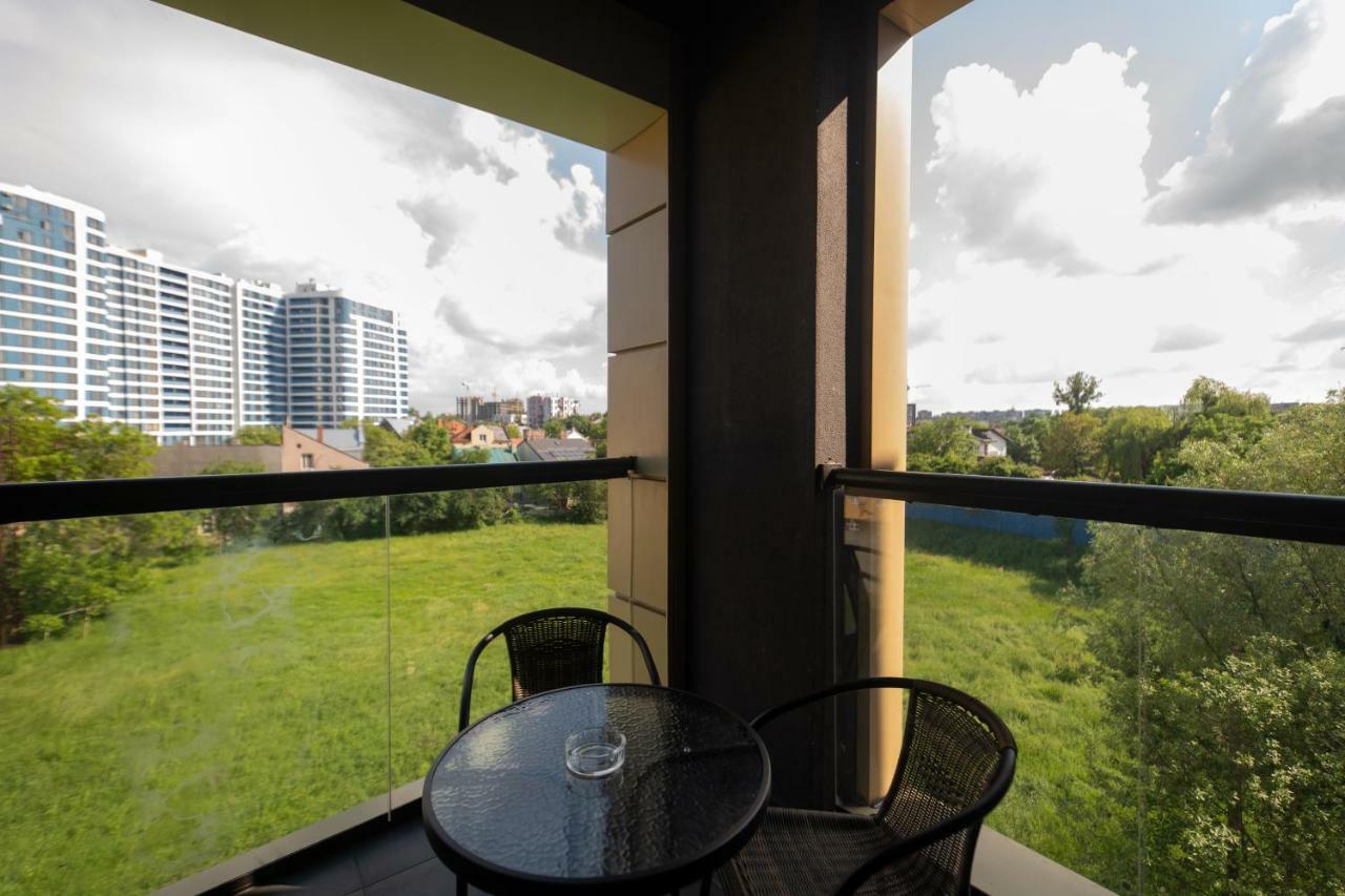 Avalonrestapartments Lviv Bagian luar foto