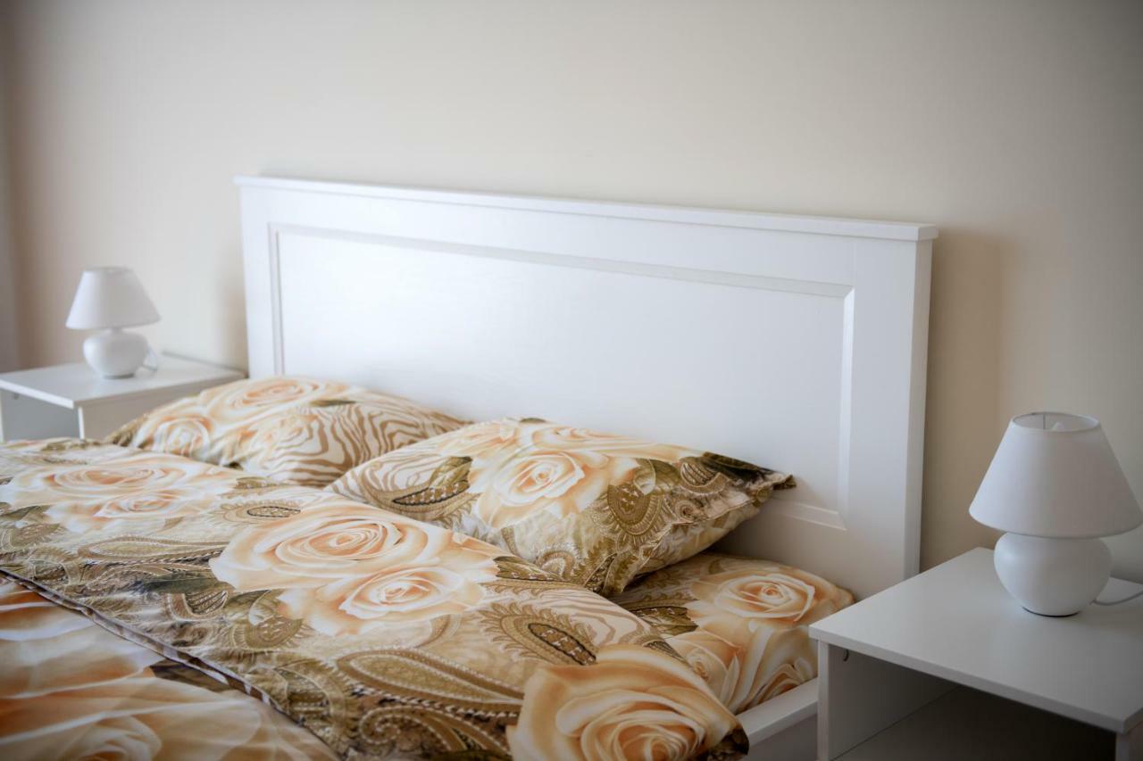 Avalonrestapartments Lviv Bagian luar foto