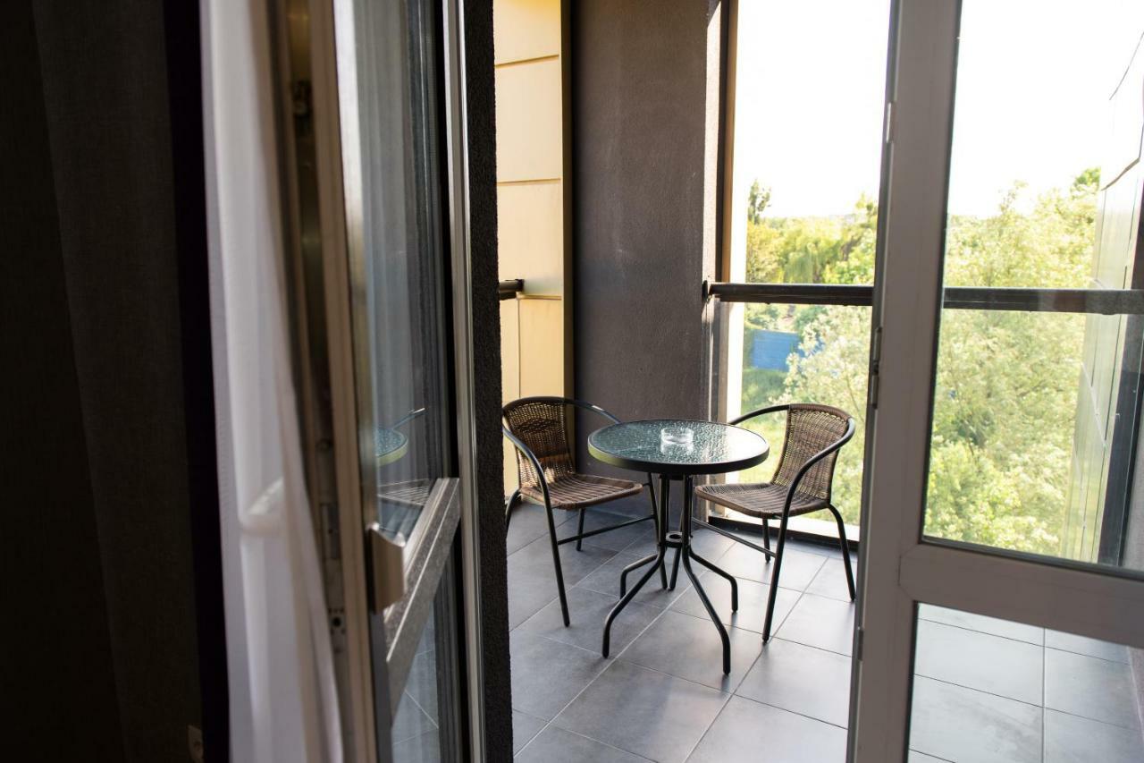 Avalonrestapartments Lviv Bagian luar foto
